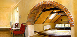 Interiér pokoje | Hotel Arcadie Český Krumlov | Ubytování | Restaurace | Pizzeria | Solná jeskyně Interiér pokoje | Hotel Arcadie Český Krumlov | Ubytování | Restaurace | Pizzeria | Solná jeskyně